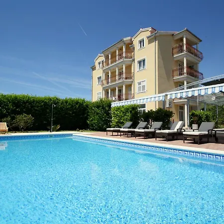 Mare-5 By Interhome Appartamento Traù